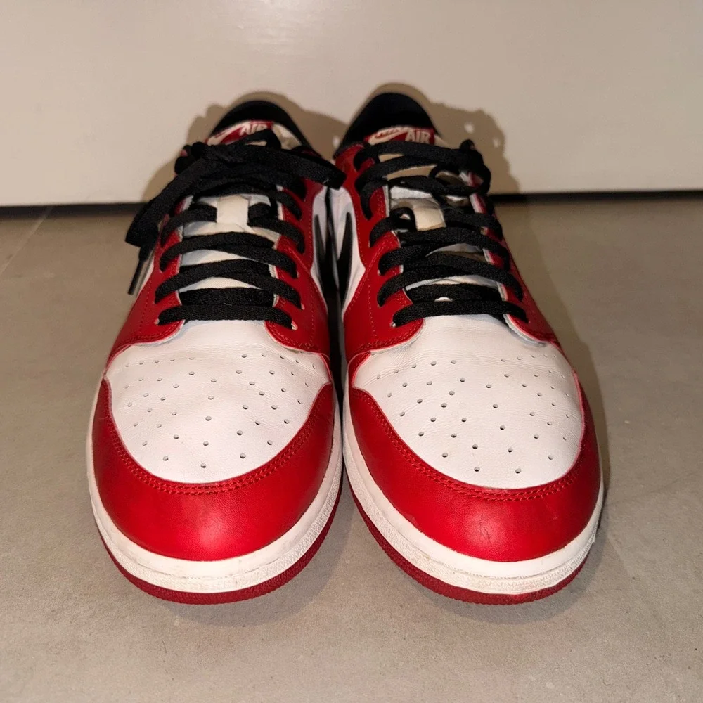Air Jordan 1 Retro Low OG Chicago Mens 16 Red White Black 705329-600 2016 Clean